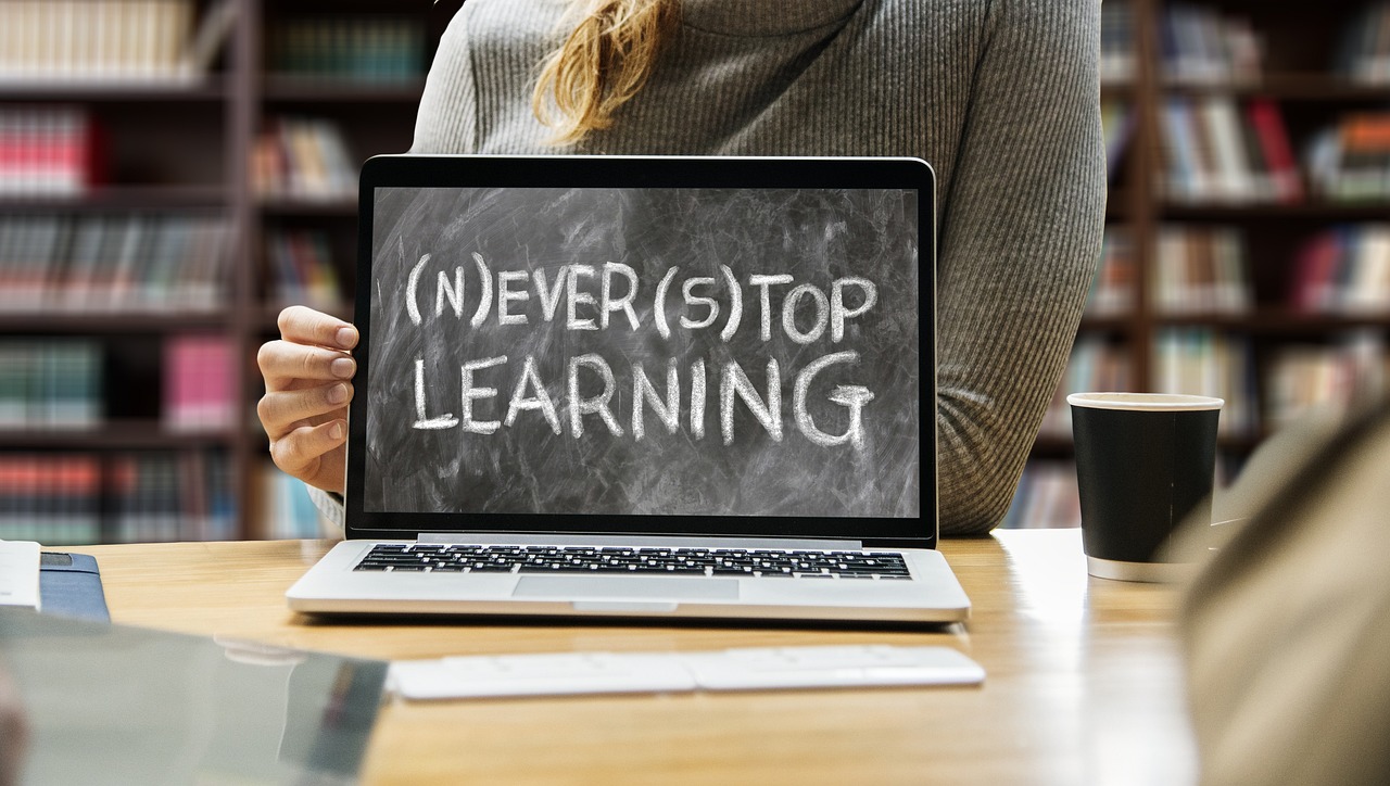 never-stop-learning-3653430_1280.jpg